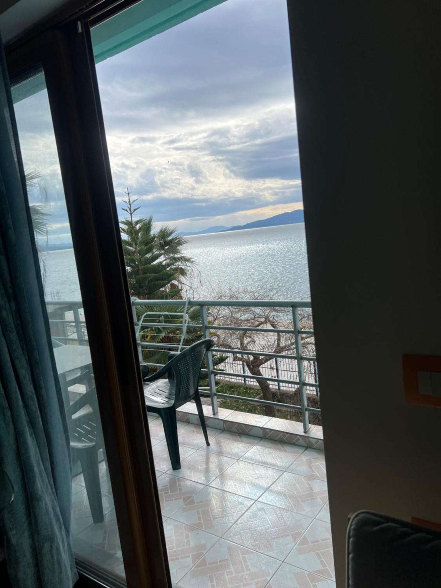 Majki Beach Apartments Sarande Exterior photo