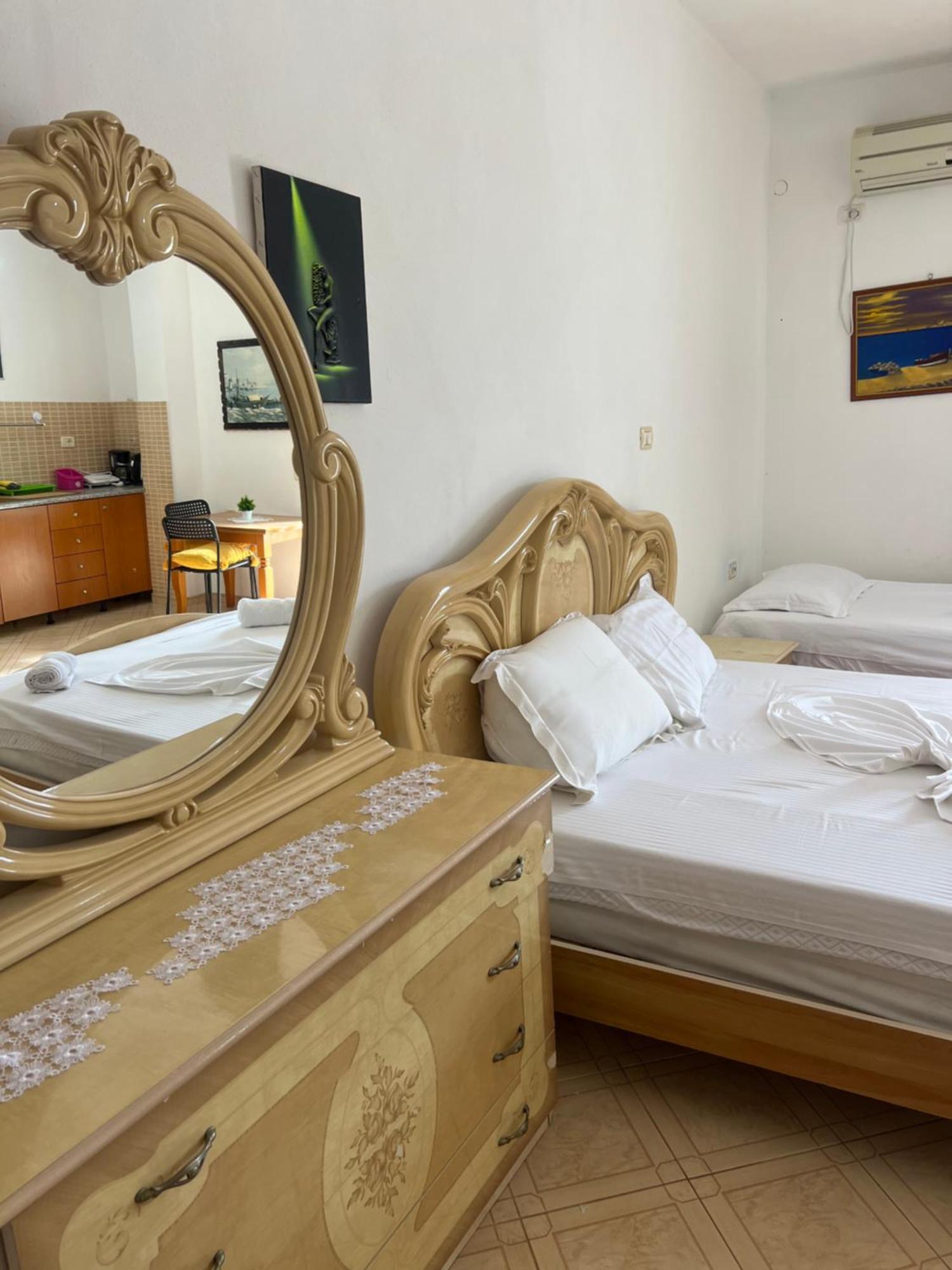 Majki Beach Apartments Sarande Exterior photo
